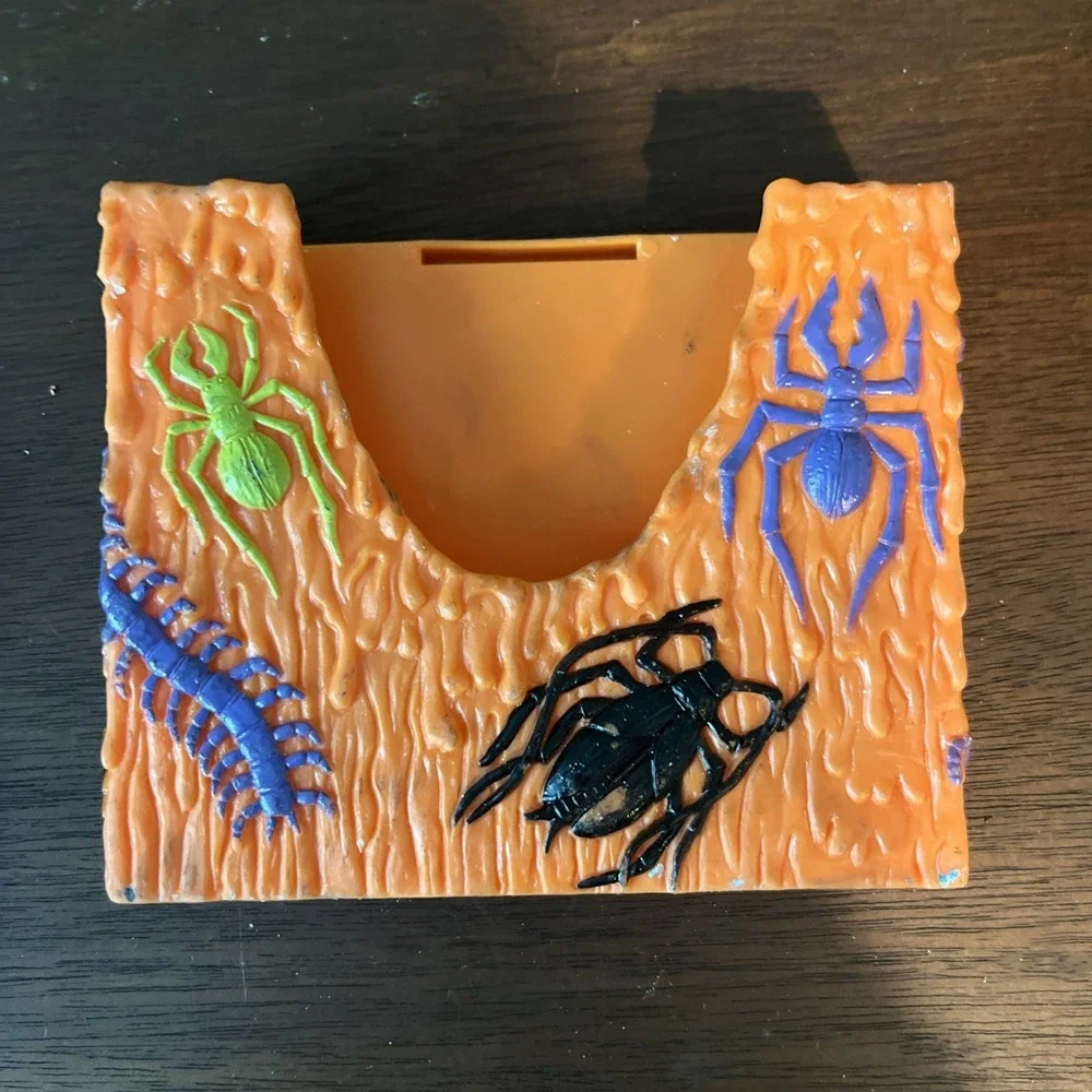 Vintage 2006 Creepy Crawlers  Bug Maker With Some Accessories No Box